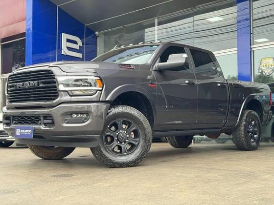RAM 3500 6.7 I6 TURBO DIESEL LARAMIE NIGHT EDITION CD 4X4  AUTOMÁTICO